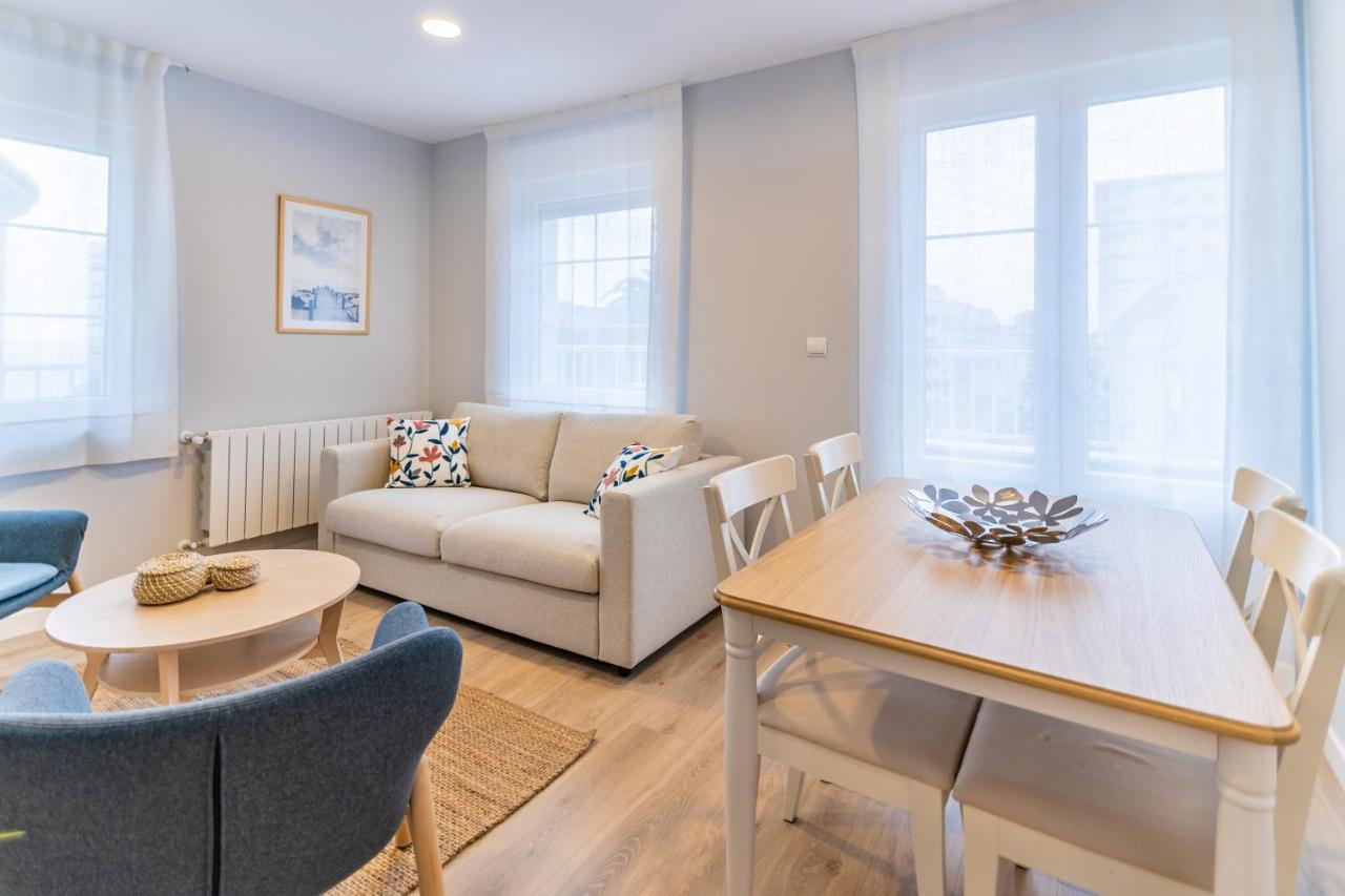 Villa Marta - Apartamentos Centricos Junto Al Mar Castro Urdiales Bagian luar foto
