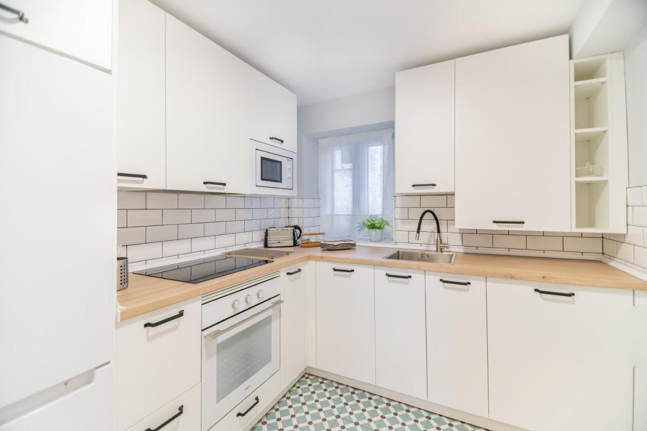 Villa Marta - Apartamentos Centricos Junto Al Mar Castro Urdiales Bagian luar foto