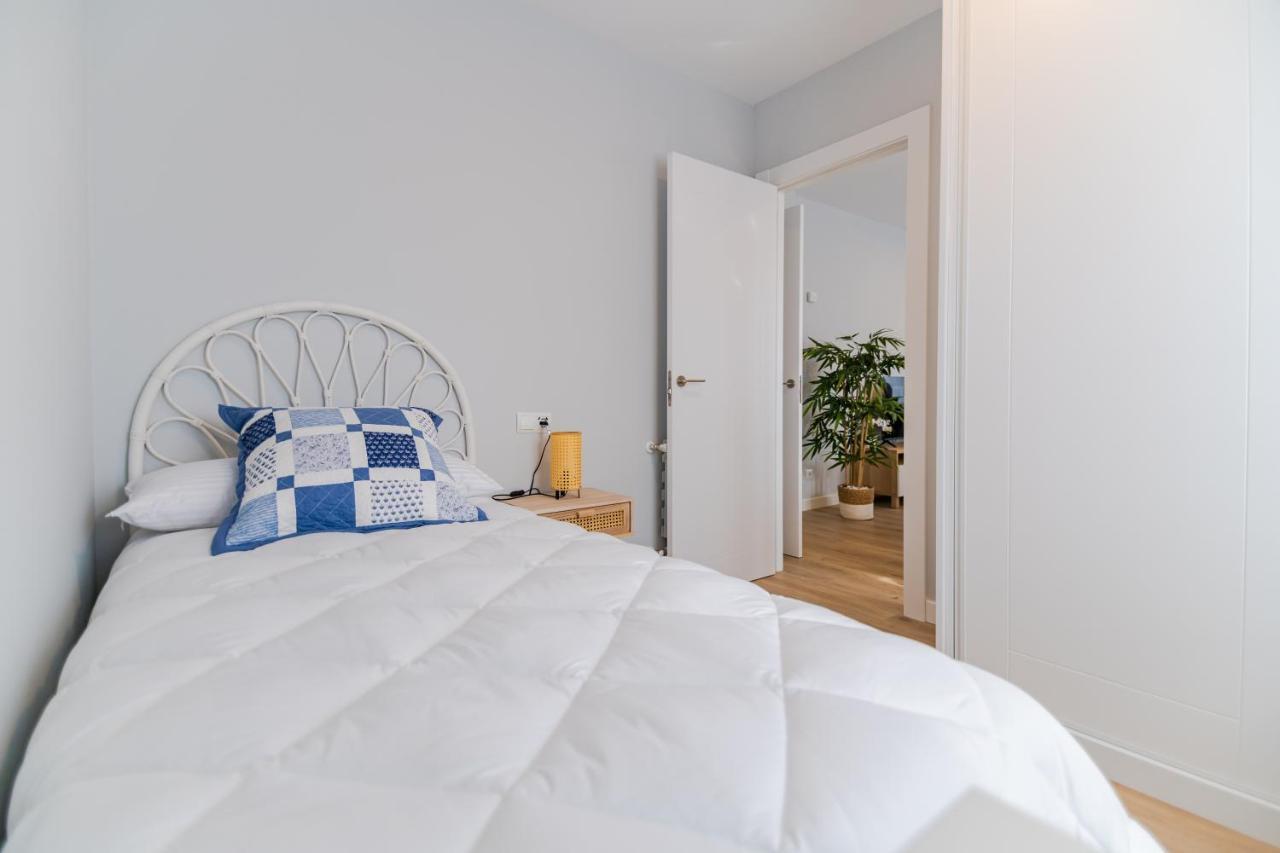 Villa Marta - Apartamentos Centricos Junto Al Mar Castro Urdiales Bagian luar foto