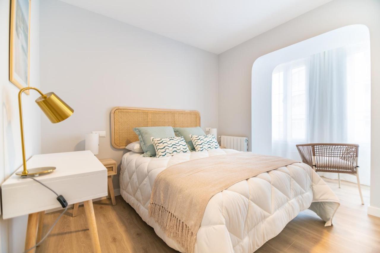 Villa Marta - Apartamentos Centricos Junto Al Mar Castro Urdiales Bagian luar foto
